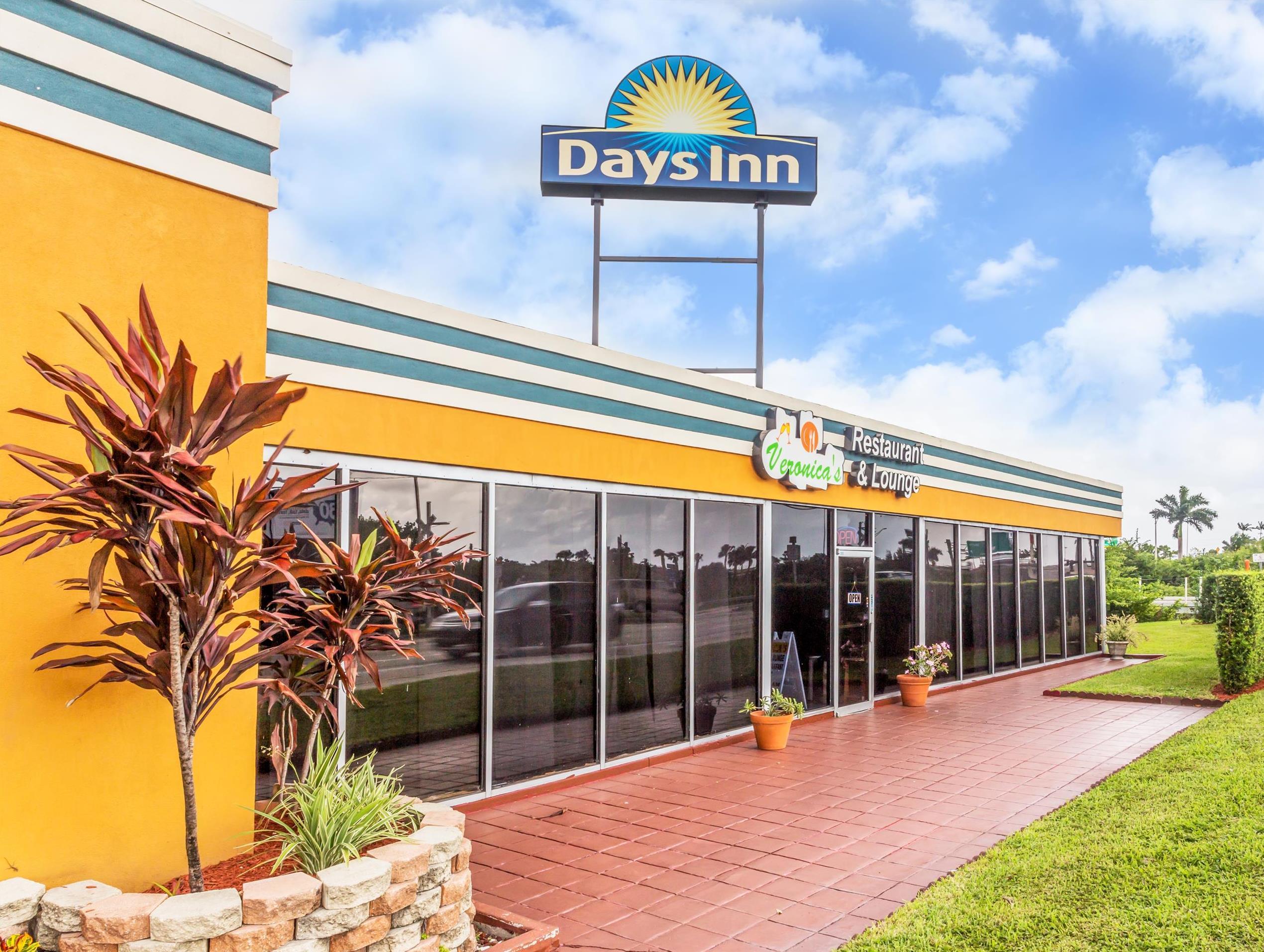 Days Inn By Wyndham Fort Lauderdale-Oakland Park Airport N Wilton Manors Exterior foto
