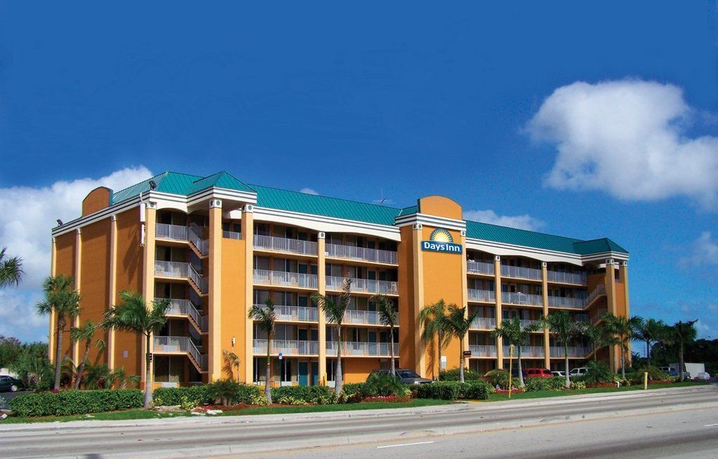 Days Inn By Wyndham Fort Lauderdale-Oakland Park Airport N Wilton Manors Exterior foto